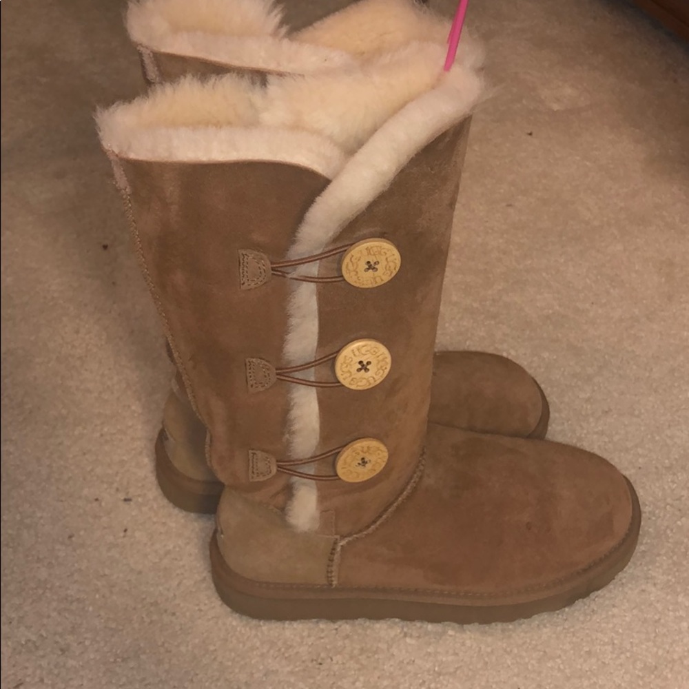Ugg Boots Bailey Button (3) Tan/Original shade